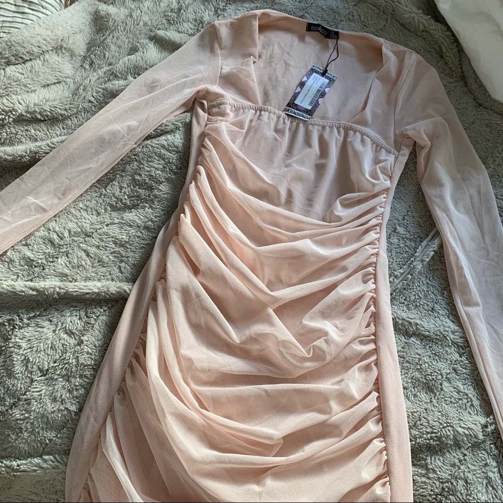 BOOHOO Ruched Mini-Dress - Picture 2 of 3